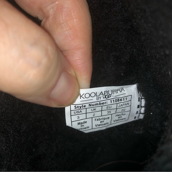 Koolaburra by Ugg youth winter boots size 3 - Picture 7 of 7